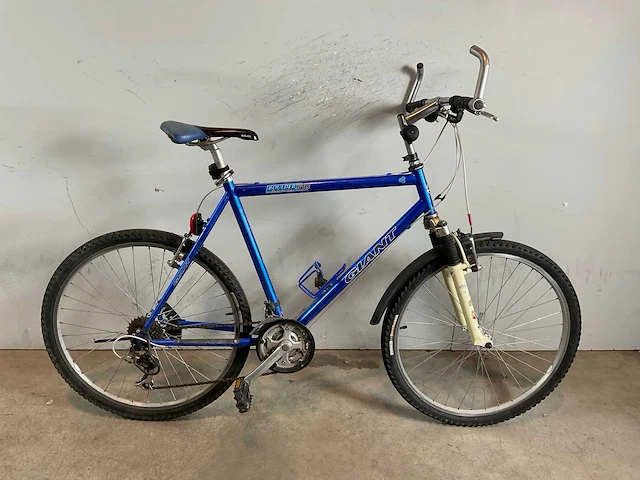 Giant boulder 510 mountainbike - afbeelding 1 van  8