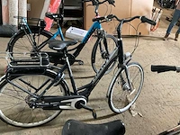 Giant elektrische fiets (4x) - afbeelding 3 van  14