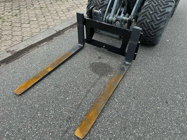 Giant g2700hd x-tra mini shovel - afbeelding 3 van  55