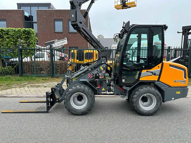 Giant g2700hd x-tra mini shovel - afbeelding 1 van  55
