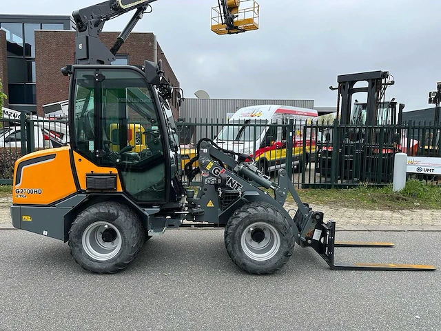 Giant g2700hd x-tra mini shovel - afbeelding 53 van  55