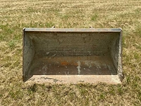 Giant graafbak - afbeelding 1 van  5