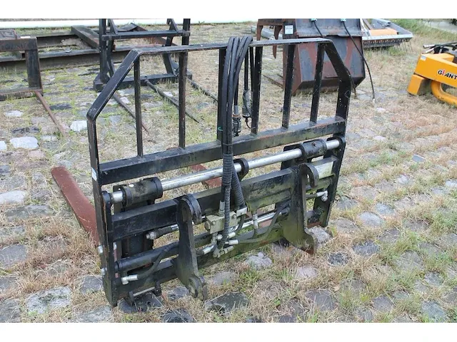 Giant pallet vorkenbord, hydraulisch met shift pv_2a-1200-shf-vrst, bouwjaar 2017, laadcapaciteit 2500kg - afbeelding 3 van  5