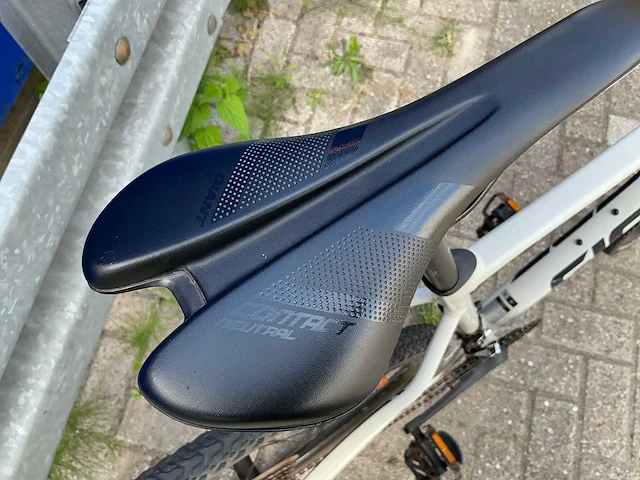 Giant revolt gravelbike racefiets - afbeelding 4 van  12