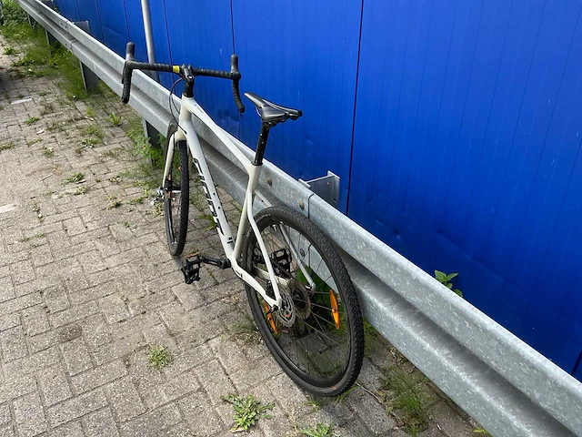 Giant revolt gravelbike racefiets - afbeelding 7 van  12