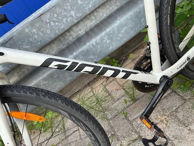 Giant revolt gravelbike racefiets - afbeelding 8 van  12