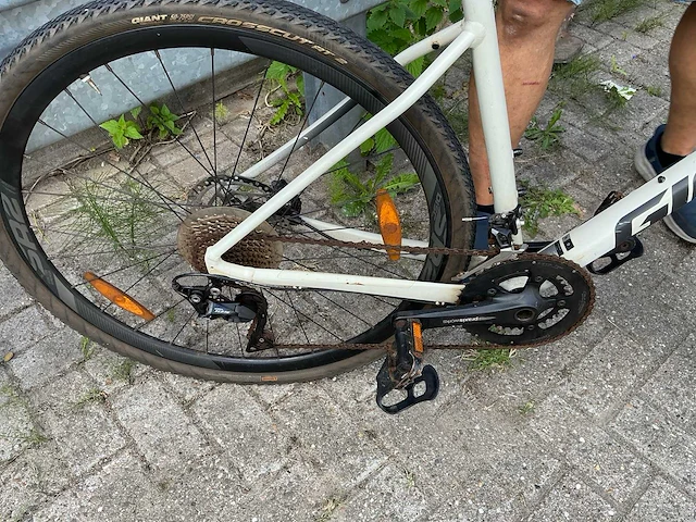 Giant revolt gravelbike racefiets - afbeelding 12 van  12