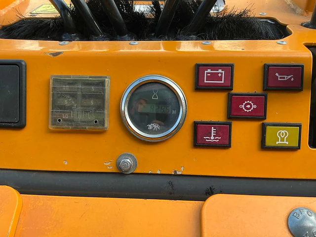 Giant sk251d skidder - afbeelding 17 van  25