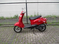 Giantco - snorscooter - venus pico classic - scooter - afbeelding 1 van  9