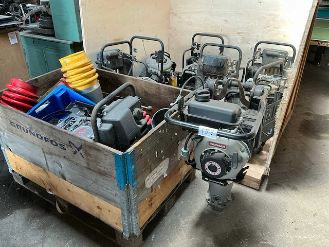 Giant/yanmar trilstampers (onderdelen) gebruikt en ongebruikt (8x) - afbeelding 1 van  11