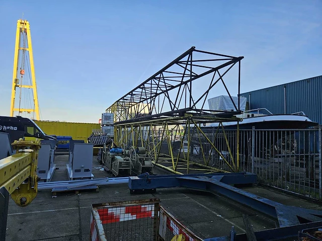 Gieken (ca. 10.365kg s960 staal) (9x) - afbeelding 4 van  5
