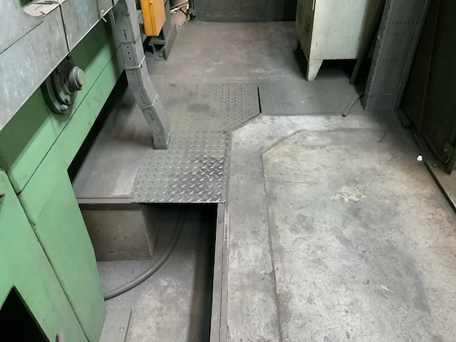 Gietart tds 6 spec doorloop gritstraalmachine - afbeelding 8 van  41