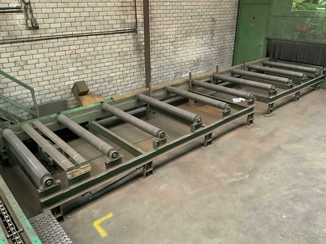 Gietart tds 6 spec doorloop gritstraalmachine - afbeelding 32 van  41