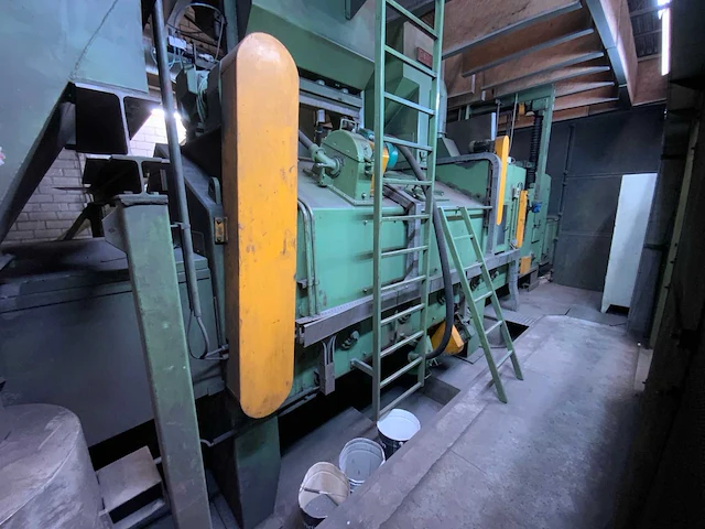Gietart tds 6 spec doorloop gritstraalmachine - afbeelding 38 van  41