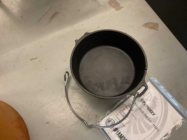Gietijzere stoofpot - afbeelding 2 van  3