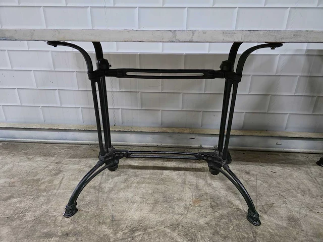 Gietijzeren restauranttafel (8x) - afbeelding 3 van  5