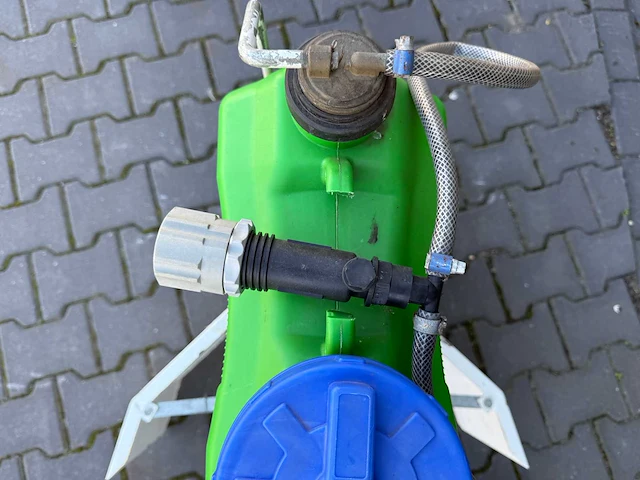 Gifspuit kruiwagens - afbeelding 6 van  10