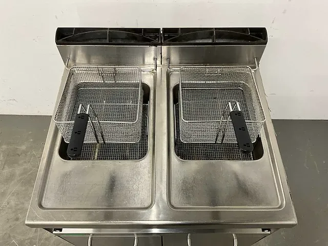 Giga grandi cucine m7f8g friteuse - afbeelding 3 van  11