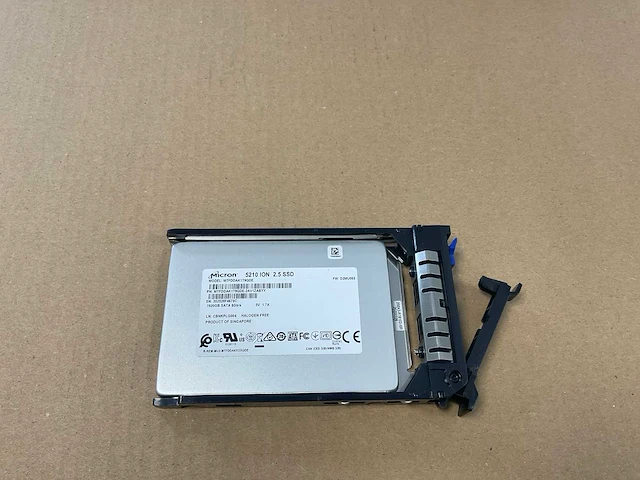 Gigabyte r182-z91-00, 2x amd epyc 7h12 64-core, 32 x 16 gb ram, 4 x 1.9 tb ssd (mtfddak1t9qde) rack mount chassis - afbeelding 7 van  9