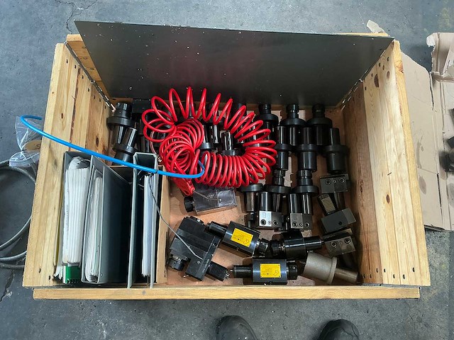 Gildemeister - ctx 400 - cnc lathe - 2001 - afbeelding 13 van  22