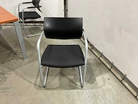 Gilder tafel met stoelen - afbeelding 8 van  9