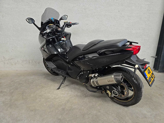 Gilera - motorscooter - gp 800 - 48mhkp - afbeelding 3 van  8