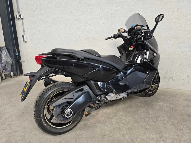 Gilera - motorscooter - gp 800 - 48mhkp - afbeelding 5 van  8