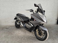 Gilera - scooter - gp 800 - motorscooter 95mhrz - afbeelding 4 van  7