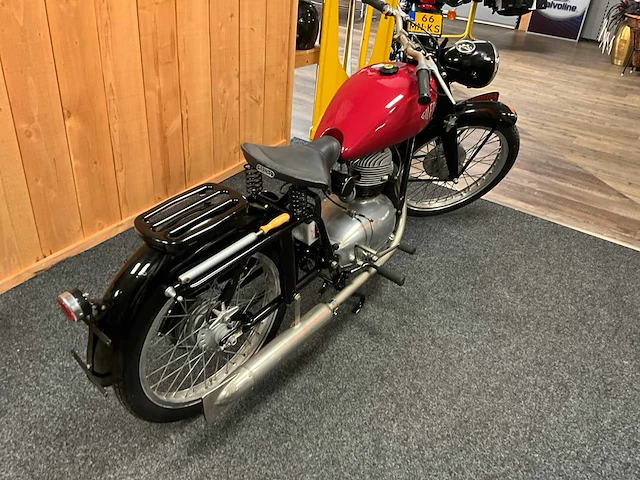 Gilera 150 motorfiets - afbeelding 8 van  14