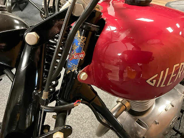 Gilera 150 motorfiets - afbeelding 12 van  14