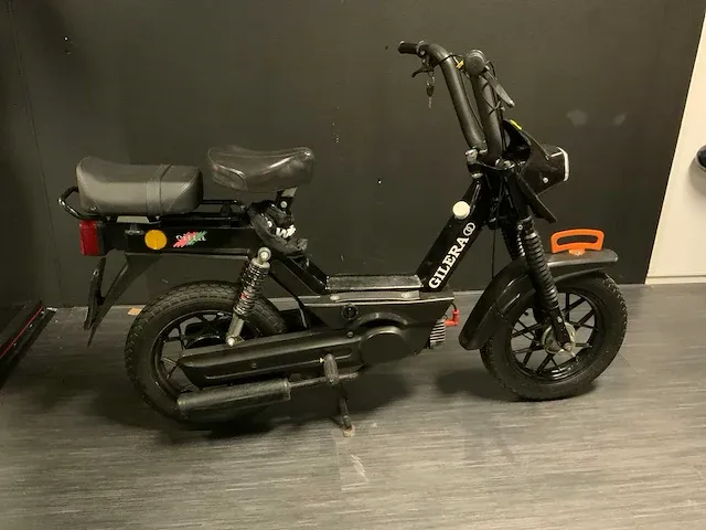Gilera citta snorfiets - afbeelding 1 van  12