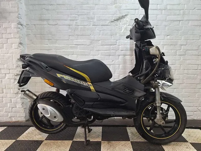 Gilera runner 45 km bromscooter 2takt - afbeelding 6 van  7