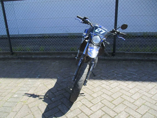 Gilera smt (zelfde als derbi senda sm) - versenllingen bromfiets - brommer - afbeelding 5 van  11