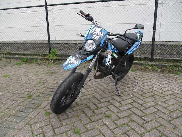 Gilera super motard - versnellingen bromfiets - brommer - afbeelding 4 van  11