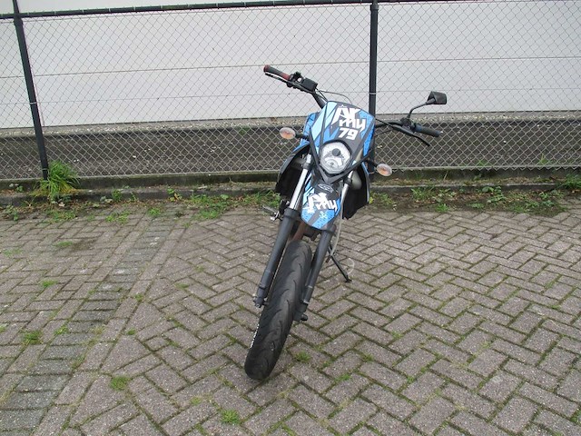 Gilera super motard - versnellingen bromfiets - brommer - afbeelding 5 van  11