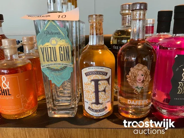 Gin - afbeelding 3 van  9