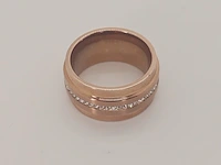 Gioielli dames ring - nieuw - stenen zijn geen natuurlijke diamanten - afbeelding 2 van  3