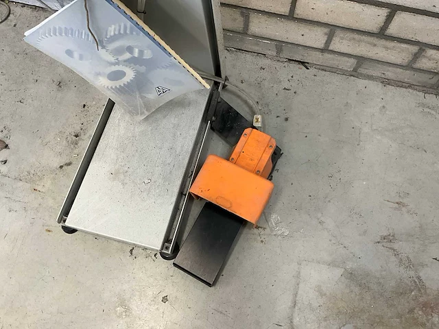 Giolletto pneumatische vetereinde-pers op statief - afbeelding 6 van  6