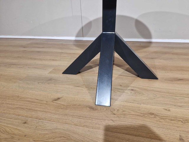 Gispen - dukdalf - kantoor tafel - afbeelding 6 van  7