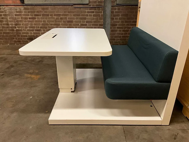 Gispen - ellen lounge - verrijdbare werkplek met een uitschuifbaar en in hoogte verstelbaar blad 140x130x142cm - afbeelding 10 van  12