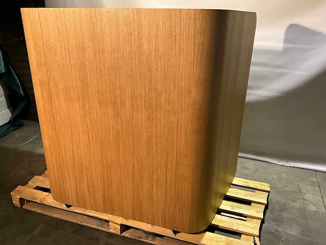 Gispen concentratie werkplek met elektrisch verstelbaar bureaublad 95x156x136cm (visuele en akoestische afscheiding) - afbeelding 13 van  13