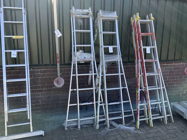 Giss 868085 2 x 8 aluminium ladder (2x) - afbeelding 1 van  8