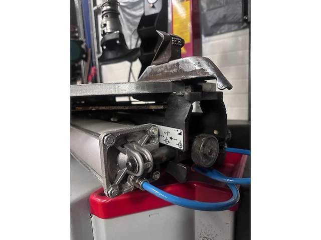 Giuliano - hp2r - tyre changing device - 2014 - afbeelding 3 van  11