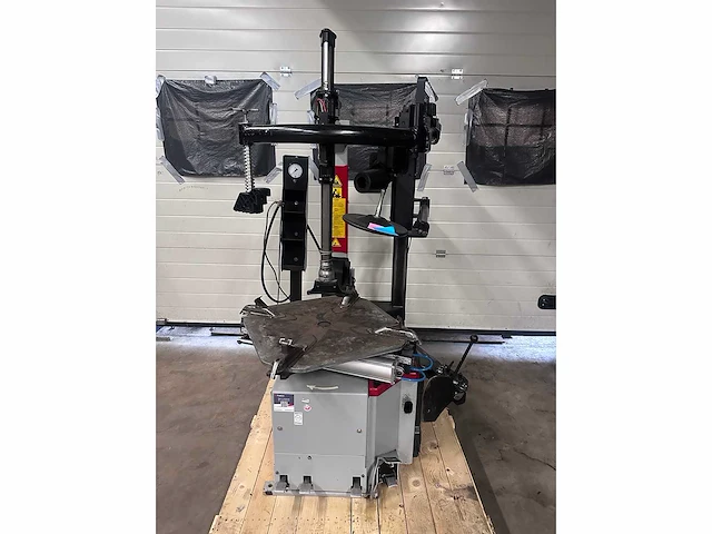Giuliano - hp2r - tyre changing device - 2014 - afbeelding 1 van  11
