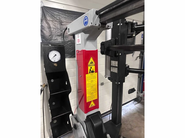 Giuliano - hp2r - tyre changing device - 2014 - afbeelding 10 van  11