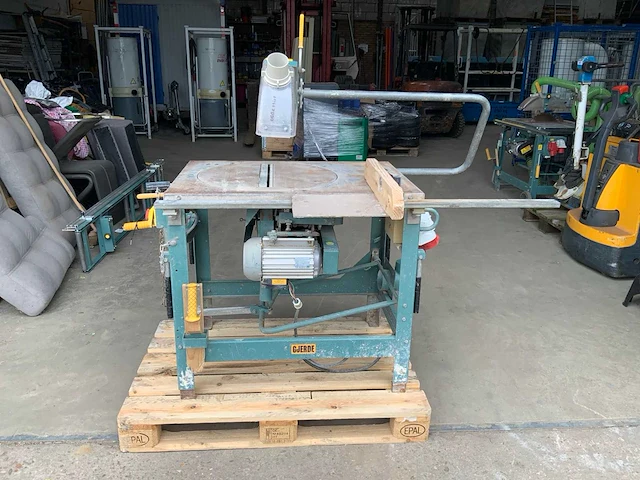 Gjerde mod 1603 zaagmachine - afbeelding 1 van  5