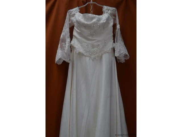 Gl bridal fashion trouwjurk met lange mouwen - maat 46 - afbeelding 2 van  5