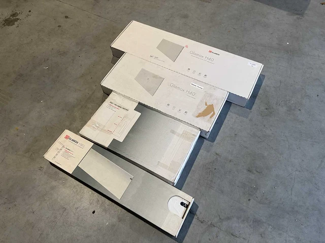 Glamox - verschillende types - elektrische convector warmtepaneel (4x) - afbeelding 1 van  5