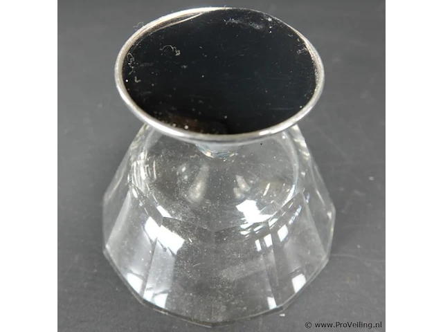Glas op verzilverde voet - afbeelding 5 van  5