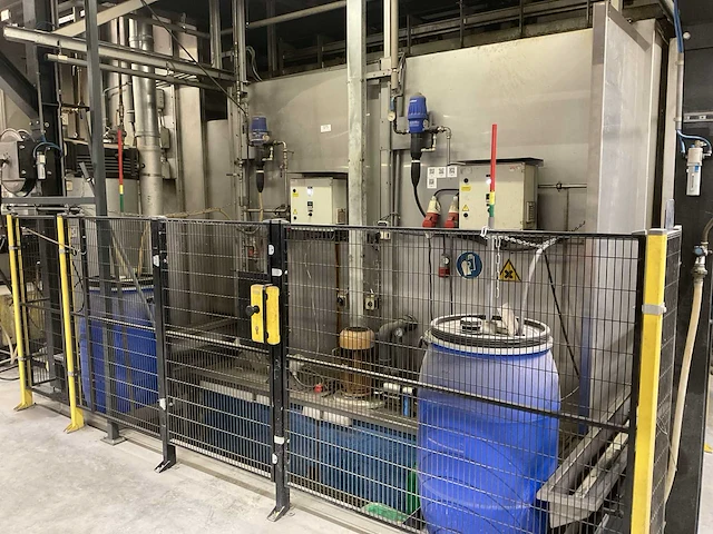 Glasbeek rvs verwarmde doorloop reinigings-ontvetterlijn - afbeelding 5 van  12